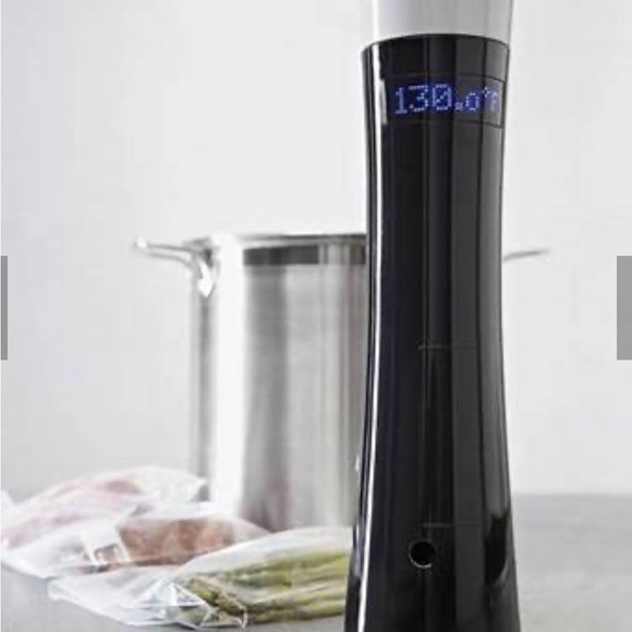 Sansaire Sous Vide Immersion Circulator - Picture 4 of 5